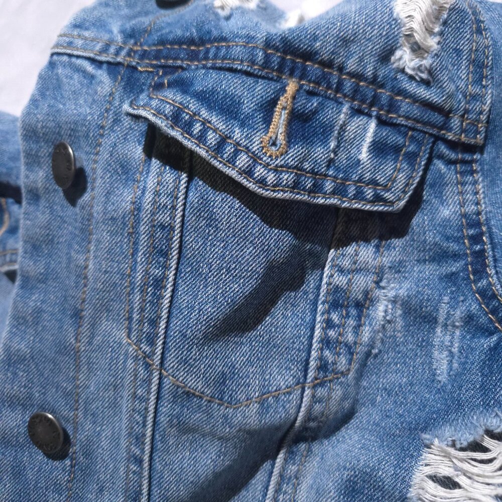 Ci Sono Distressed Denim Jacket, Size Large - Picture 7 of 10